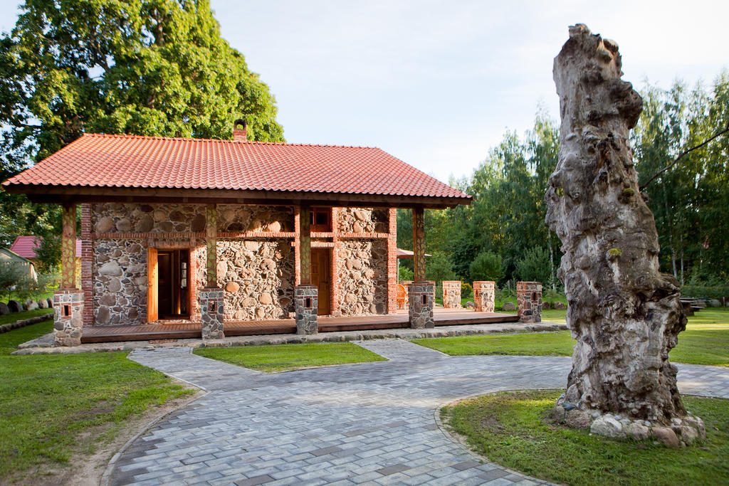 Linnumaja Guesthouse Uulu Buitenkant foto
