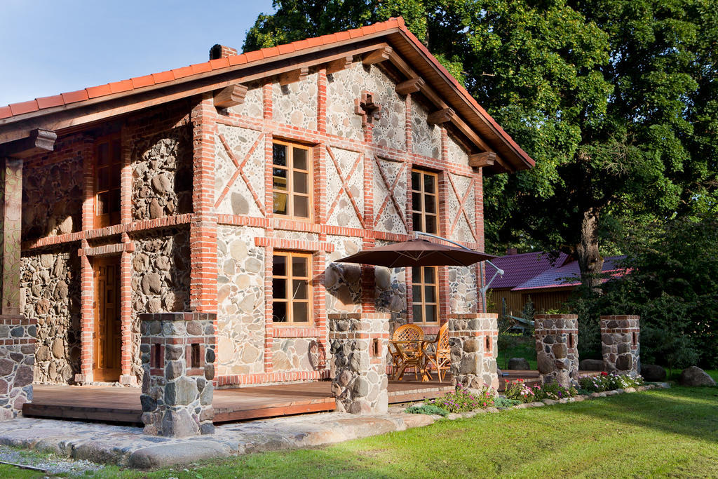 Linnumaja Guesthouse Uulu Buitenkant foto